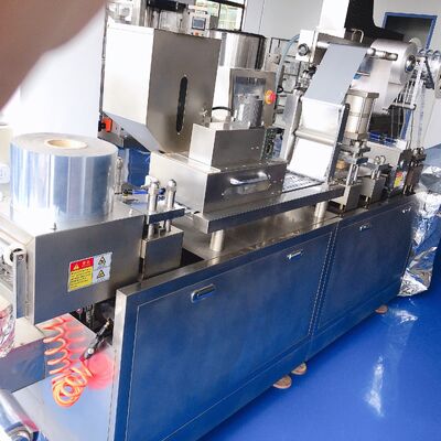 Goede prijs Alupvc en de Machine van de de Blaarverpakking van Alu Alu, Pharma-Materiaal automatisch online